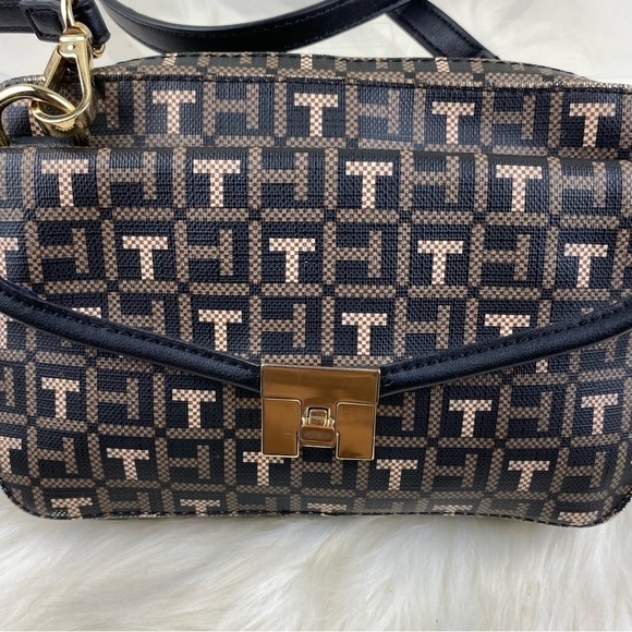 TOMMY HILFIGER CROSSBODY BAG - Picture 5 of 13